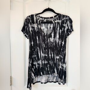 Mudd Black & White Tie Dye Keyhole Top | Y2K Grunge Tee (small)